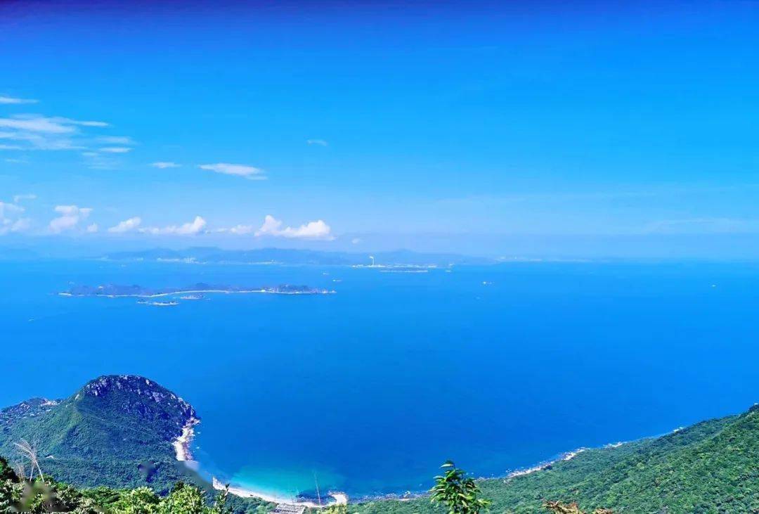 无敌美丽的山海径 延绵的七娘山山脉 超五星的无敌海景 漫步高山草甸