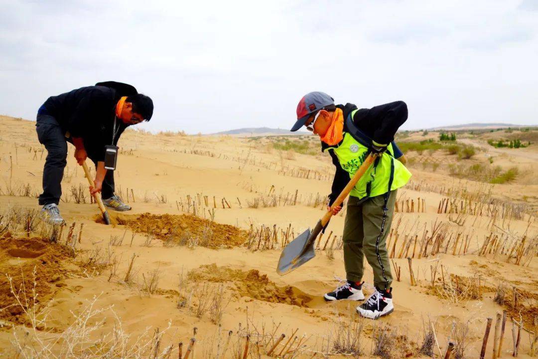 开启库布其探索之旅,你是否拥有穿越沙漠的勇气?_库布齐