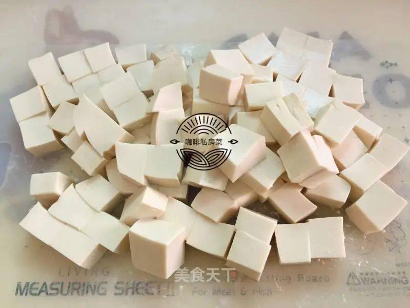 食尚| 红烧豆腐:最具烟火气息的家常菜,百吃不厌