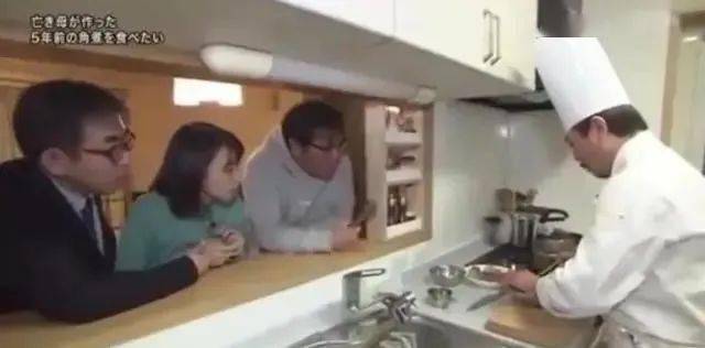 炖肉|女儿把她做的最后一道菜冻进冰箱五年。如今她重温了这个味道母亲突然去世