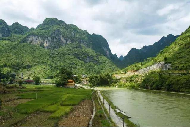 2020年中国广西夏季游:七百弄,浩坤湖,朗梓村,巴马盘阳河