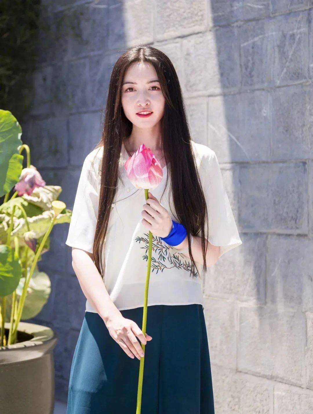 林caroline | wo men lai le