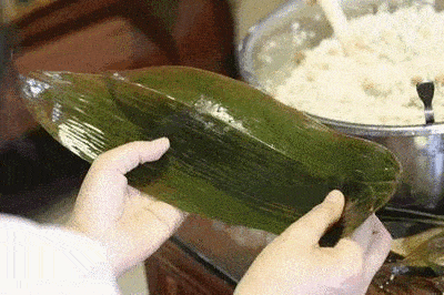 dfbb32cc5f674bcb803c37bba12efe6b.gif