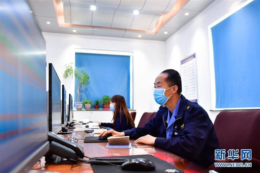 李旺富|高原三代“检车人”：长大后，我就成了你