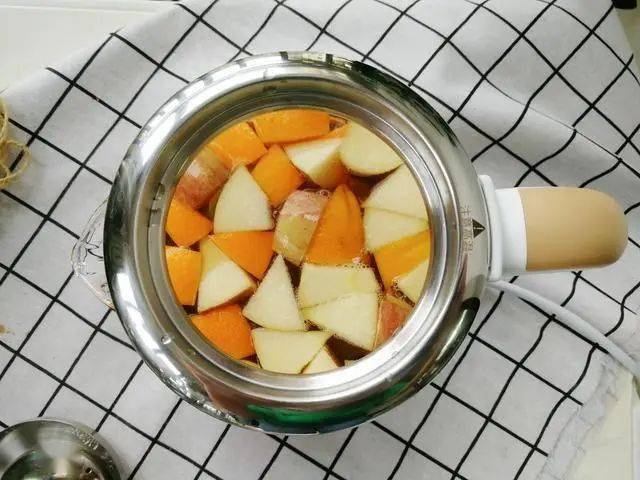 哪些水果适合煮水果茶 1ac6c9f3c72843af88d9d3c0fb55687a.jpeg