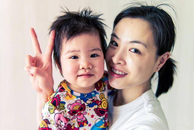 住院|一岁半住院20天做4次腰穿，差点丧失听力奥运冠军吴敏霞泪诉女儿惨况