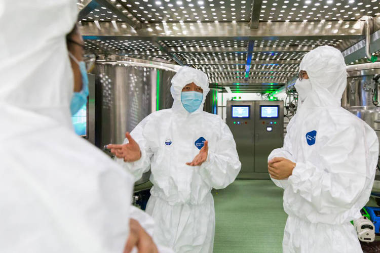 工信部副部长在京调研新冠疫苗企业：全力以赴