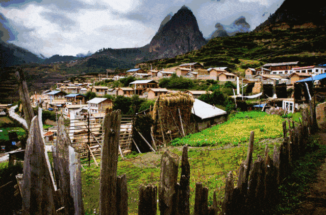 享玩儿 | 适合夏天去的,国内小众旅行地推荐_雪山
