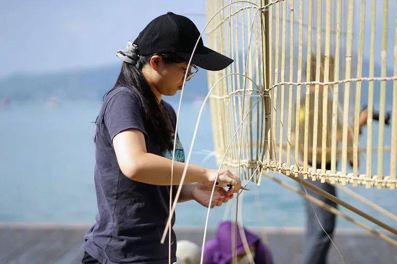 范承宗的鱼篓屋内原住民手艺被公众保存下来