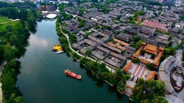 企业官网定制:打造独一无二的品牌名片