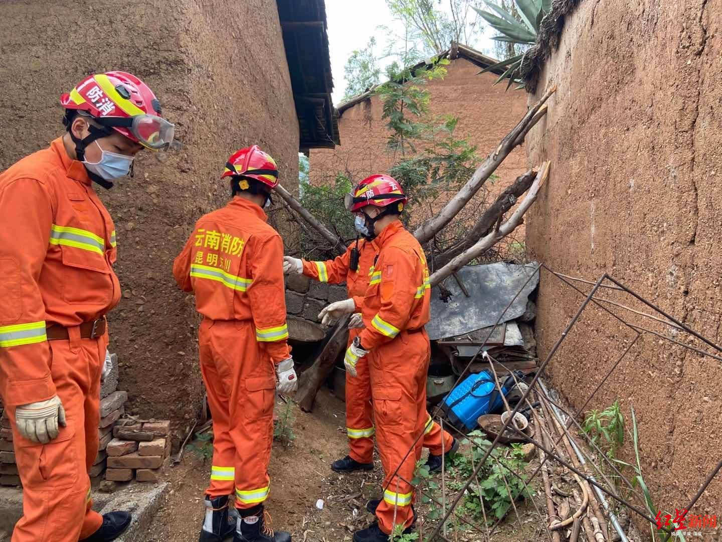 昆明东川发生4.2级地震 学生躲桌下避震后疏散,