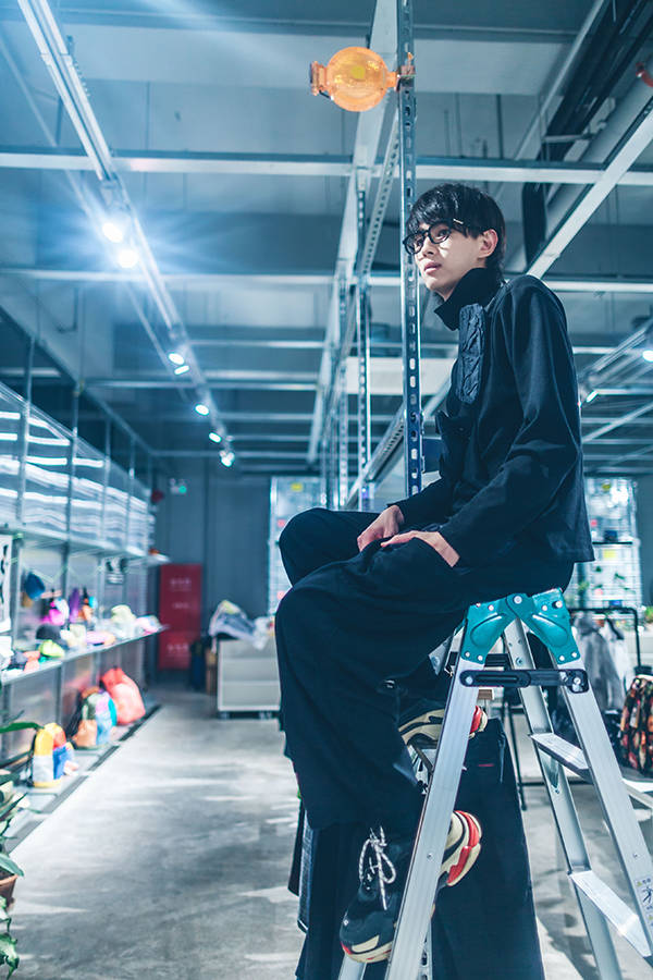 徐煜程|“乘风破浪的姐姐”火了，新媒体如何改变女团产业？