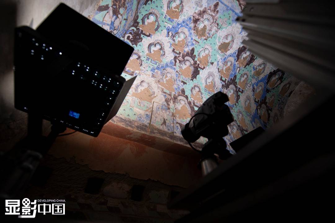 李博|80后夫妻用现代技术“守护”千年石窟