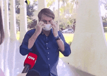 口罩|确诊后竟面对记者摘下口罩！巴西总统面临记者协会起诉：或遭监禁和罚款