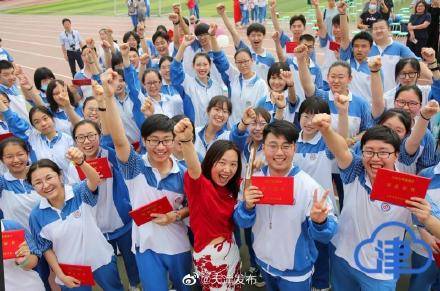 李晓琳|镜头：“别紧张，我会一直陪着你”