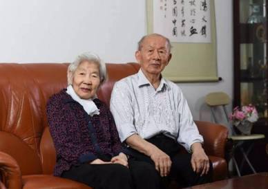 崔崑|95岁院士又拿出400万助学，累计捐上千万元，一件衬衣却穿30年