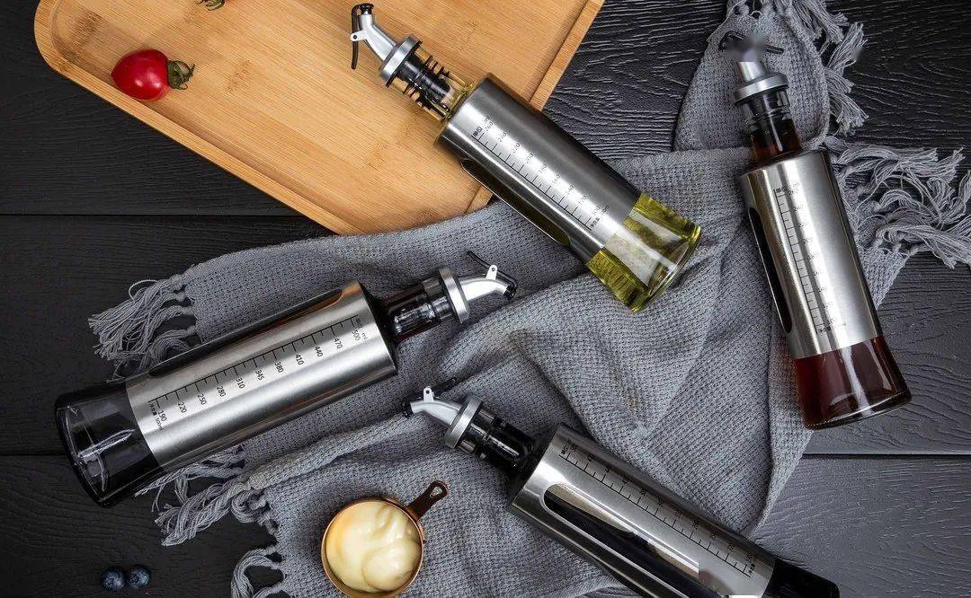 双枪|暗藏5处「机关」！解决厨房一顽疾这只中国造的10多块钱玻璃瓶