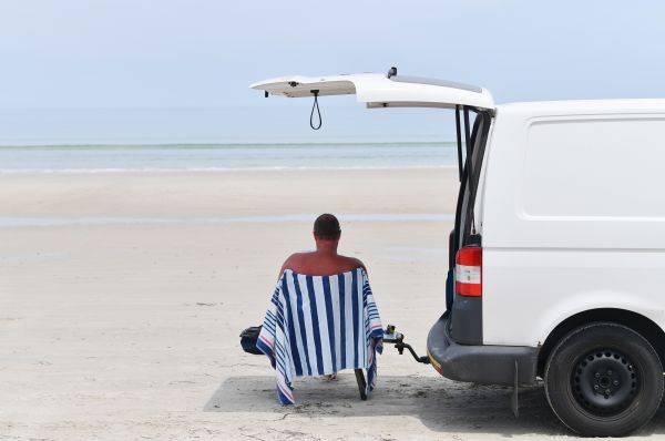 全球|外媒：热浪加速席卷全球！极端高温天气与灾难性事件伴生