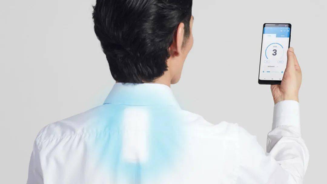 Air|备受藤原浩推崇的「空冷服」，meanswhile 也做了一件…