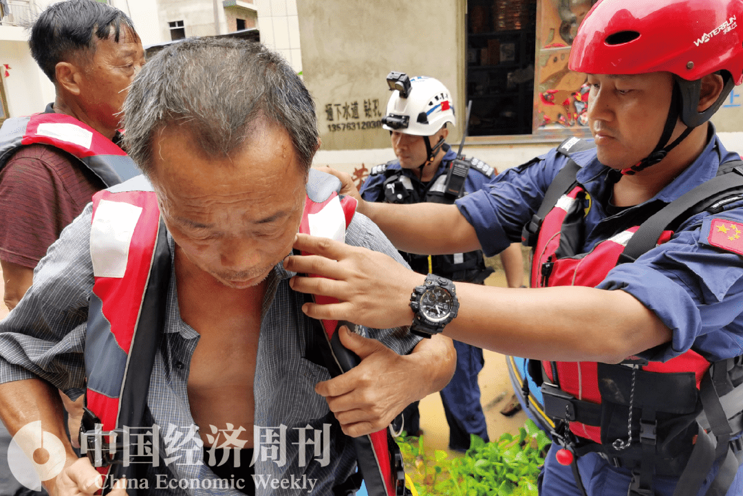 洪水|直击：鄱阳湖洪灾水位已超1998年！流域性大洪水或将爆发