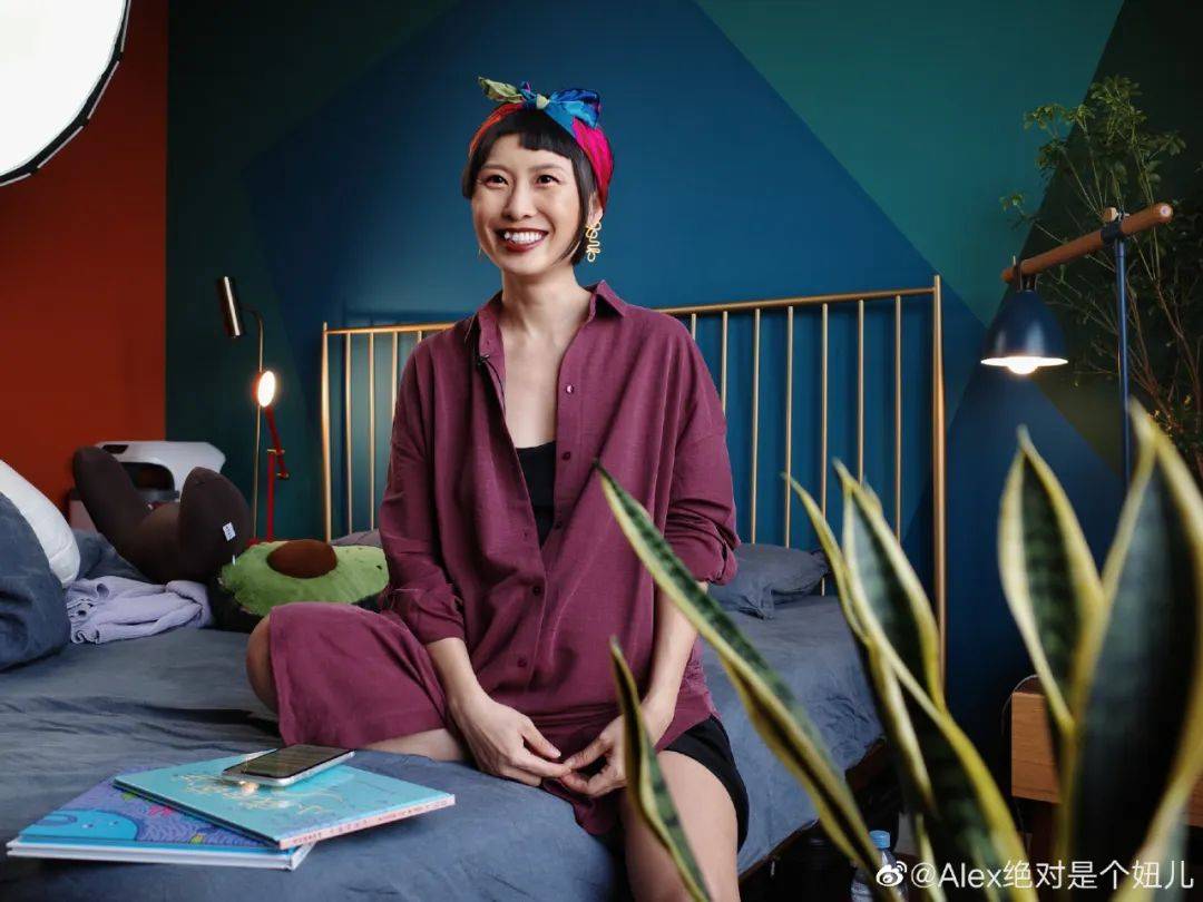 要有光|在微博上乘风破浪的姐姐们：要有光，就自己发光