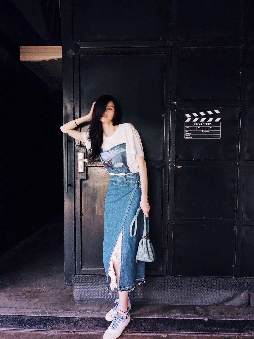 衬衫|这条裙子流行了四十多年，只因它能遮肉，每个女人都该有一条！