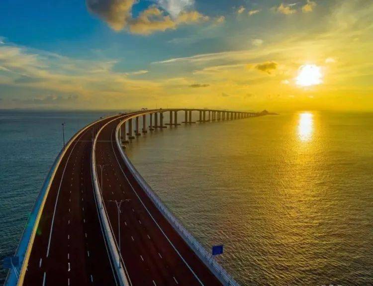 【港珠澳大桥】| 乘坐游轮观世界最长跨海大桥,行走长