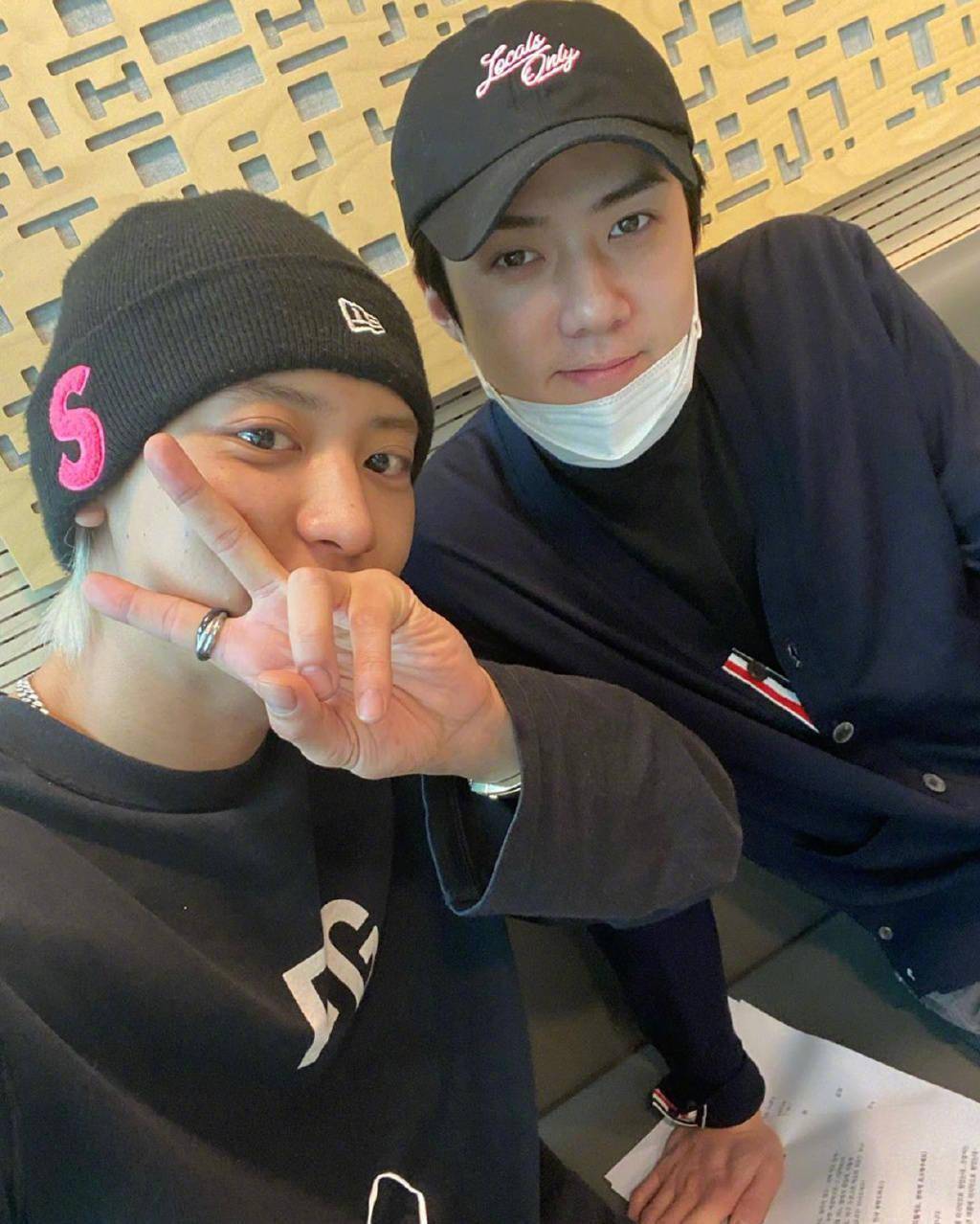 EXO-SC 《崔华静的Power Time 》出演认证照片公开.