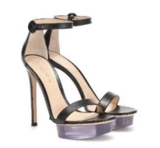 剧中|虽然是神经病，但够时髦就没关系！