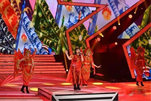 来自|朱迅、小尼发布电影海报《迅速爱上尼》？