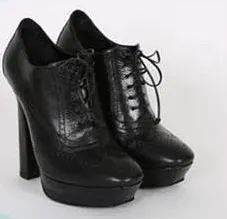 剧中|虽然是神经病，但够时髦就没关系！