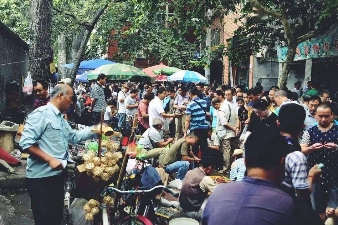 老西安的最佳去处早市这四大老集市藏着真正的人间烟火