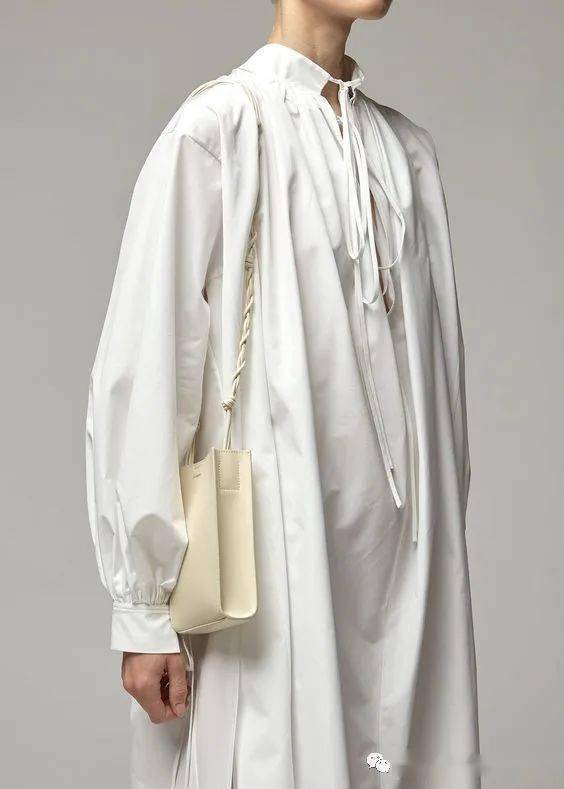 Tangle|团购 | 此生必收单品:极简美学代表作JS扭结相机包