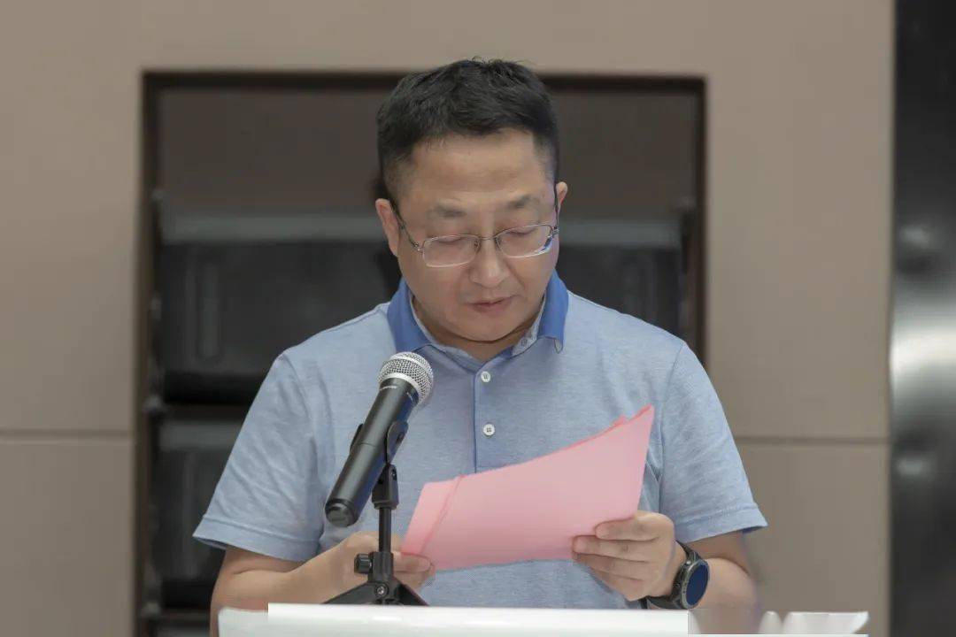 张忠发言宁波建设集团董事长陈继东发言浙江新中源建设有限公司总经理