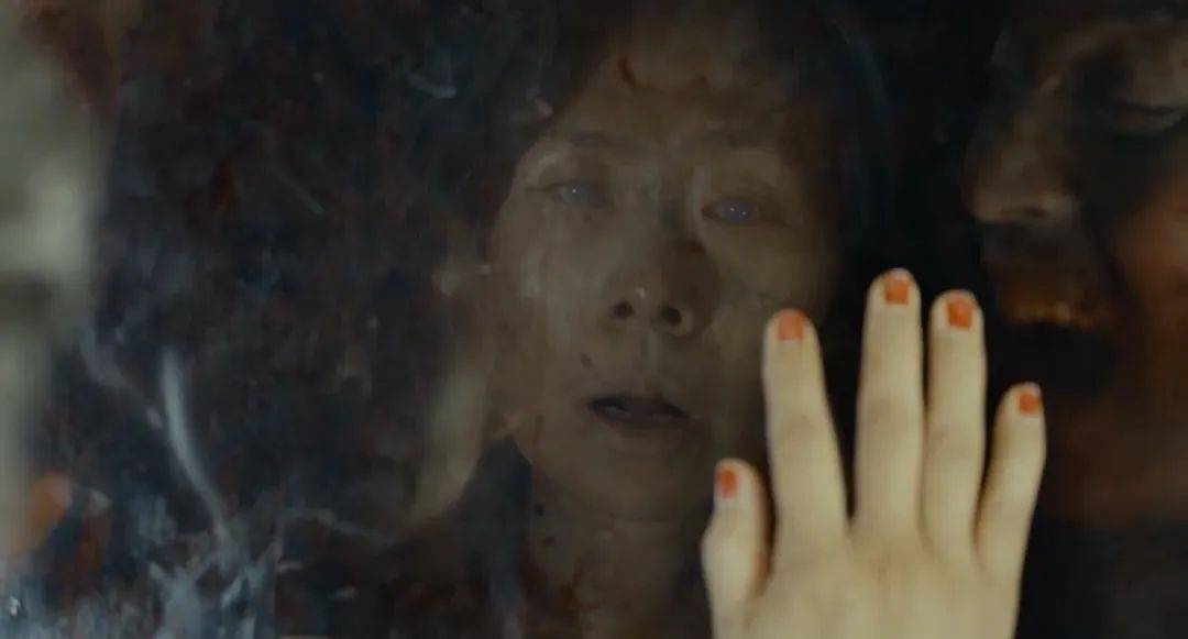 刷爆朋友圈的高水准丧尸片回来了!