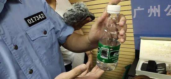 进行|细思极恐！“人民币”可能在偷拍你