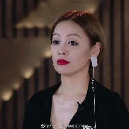 耳环|人狠话不多，厚积薄发的她们到底靠什么赢？深扒了舞台造型后大家都沉默了...