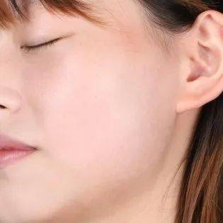 测评|10款热门粉底液测评!Dior居然输给了100+的开价品牌?