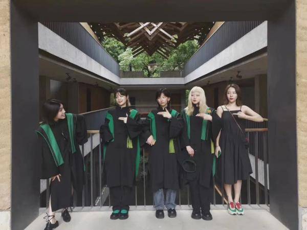 毕业|庚子年·毕业季，最美的青春在这里！快来下载你们的毕业合影