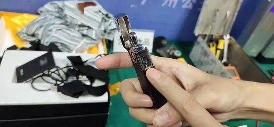 细思极恐,人民币可能在"偷拍"你!