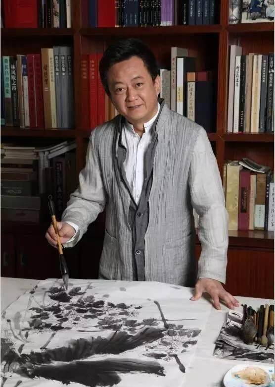 原创朱军是范曾的关门弟子,他的一幅画曾卖出一百多万