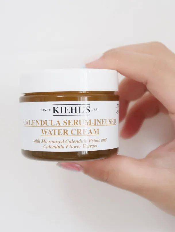 痘痘|大揭秘：她们真的从来不长痘吗？