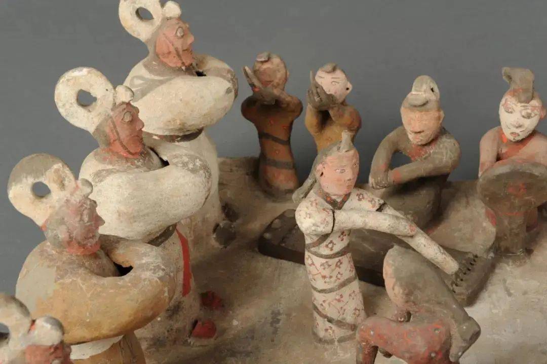 瑰宝|穿越历史看齐鲁瑰宝！这些乘风破浪的小姐姐你会pick谁？