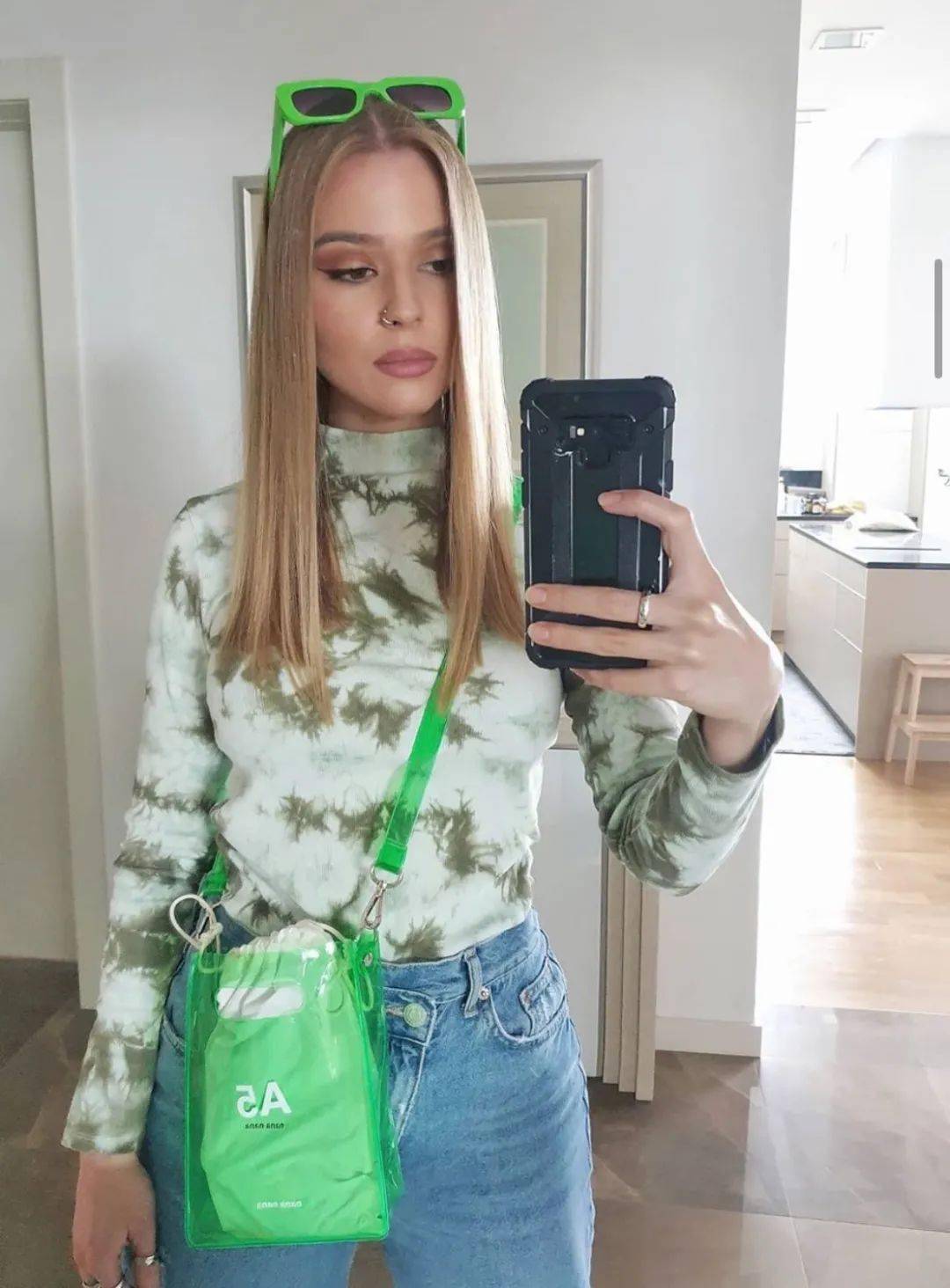 包包|平价好看不吃土!百元get攒足夏日仪式感的时髦包包!