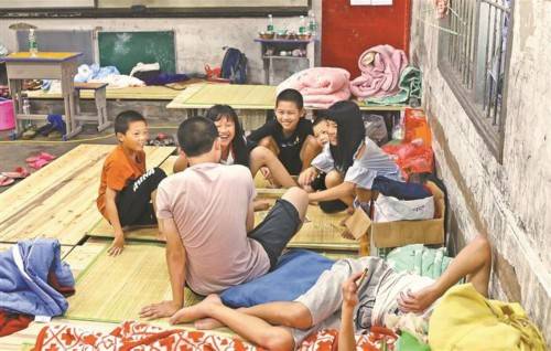 安置点|受灾群众有了新“家”