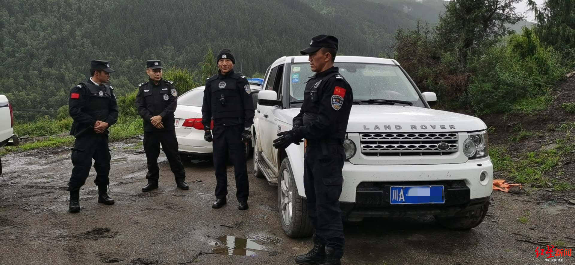 两车被盗警方挡获后通知两车主,其中1人还在睡