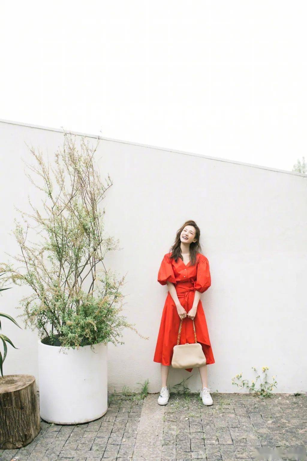 衬衫|潮搭汇丨《爱我就别想太多》李一桐“轻职场”穿搭