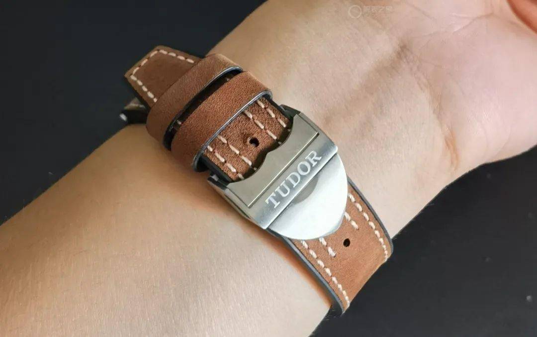 表带|细手腕也能驾驭的帝舵P01 质感出奇的好