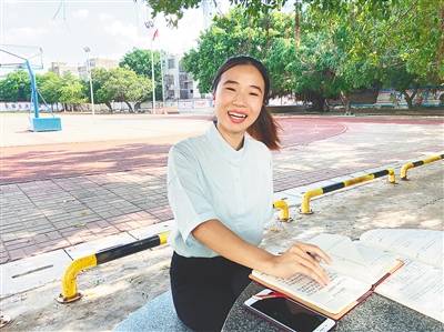 王丽梅|做学生的“知心姐姐”