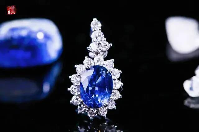 黄金|这些珠宝女人能戴到60岁!能升值,能传世,比黄金高级多了!